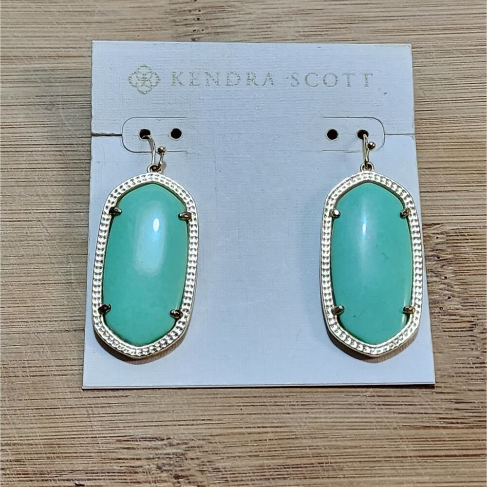 Kendra scott‎ gold mint chalcedony Elle earrings